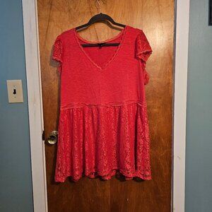 Torrid size 2 Vibrant pink/red t-shirt